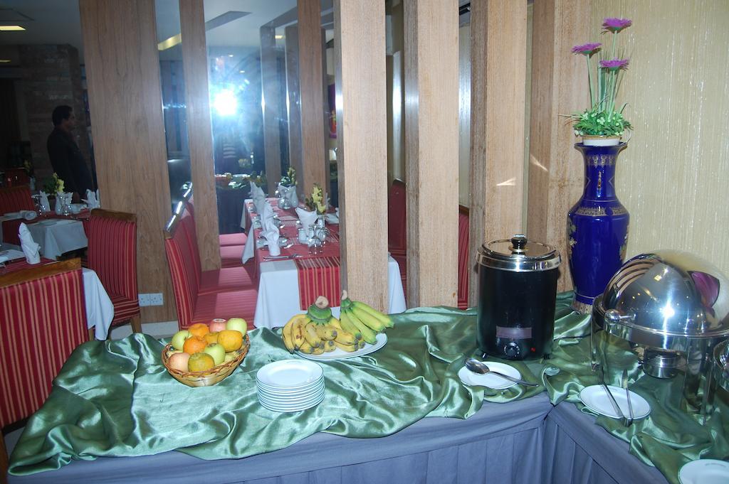 Hotel Swiss Garden ธากา ภายนอก รูปภาพ