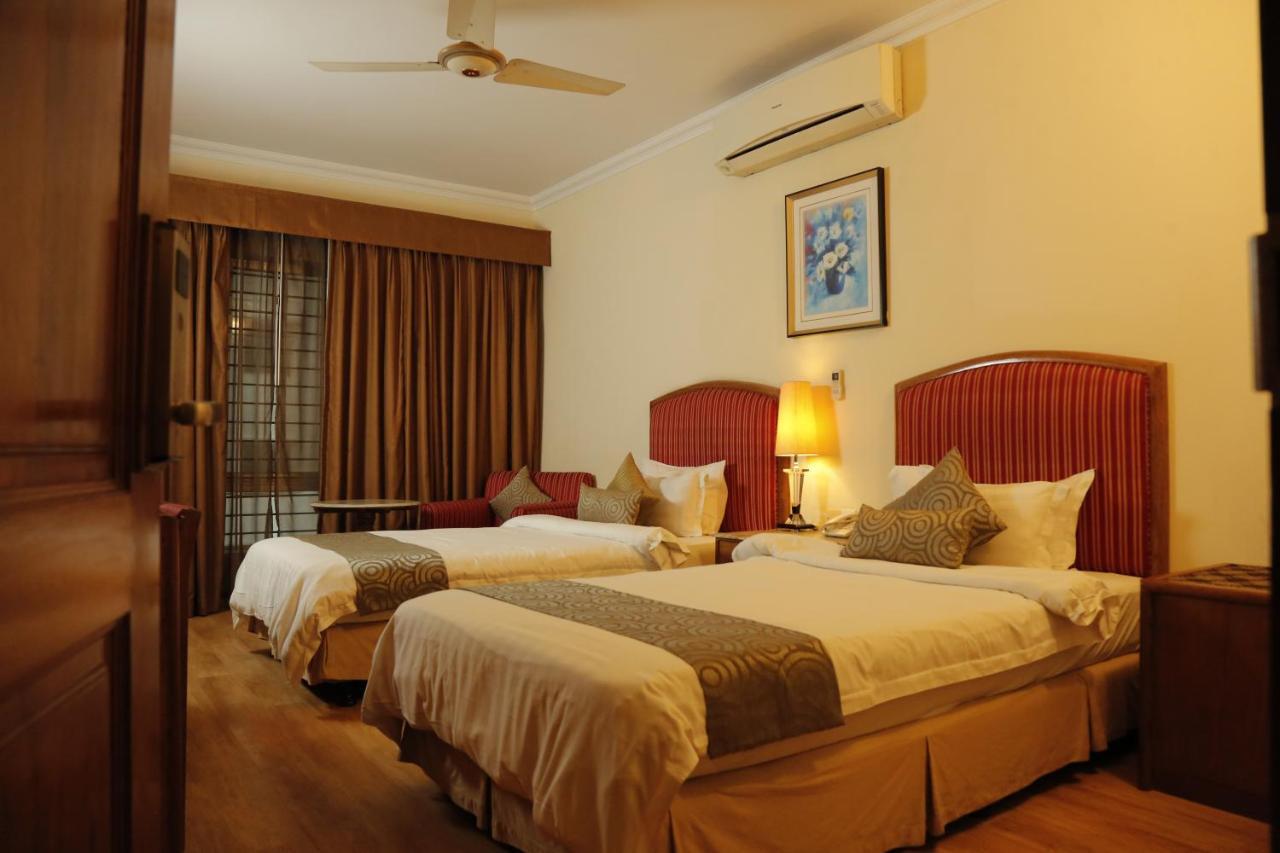 Hotel Swiss Garden ธากา ภายนอก รูปภาพ